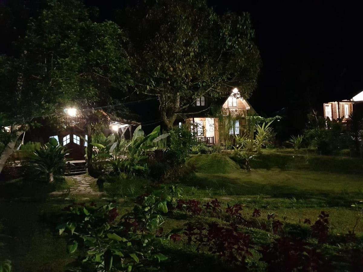 Canyon Jungle Stay Bukittinggi Dış mekan fotoğraf